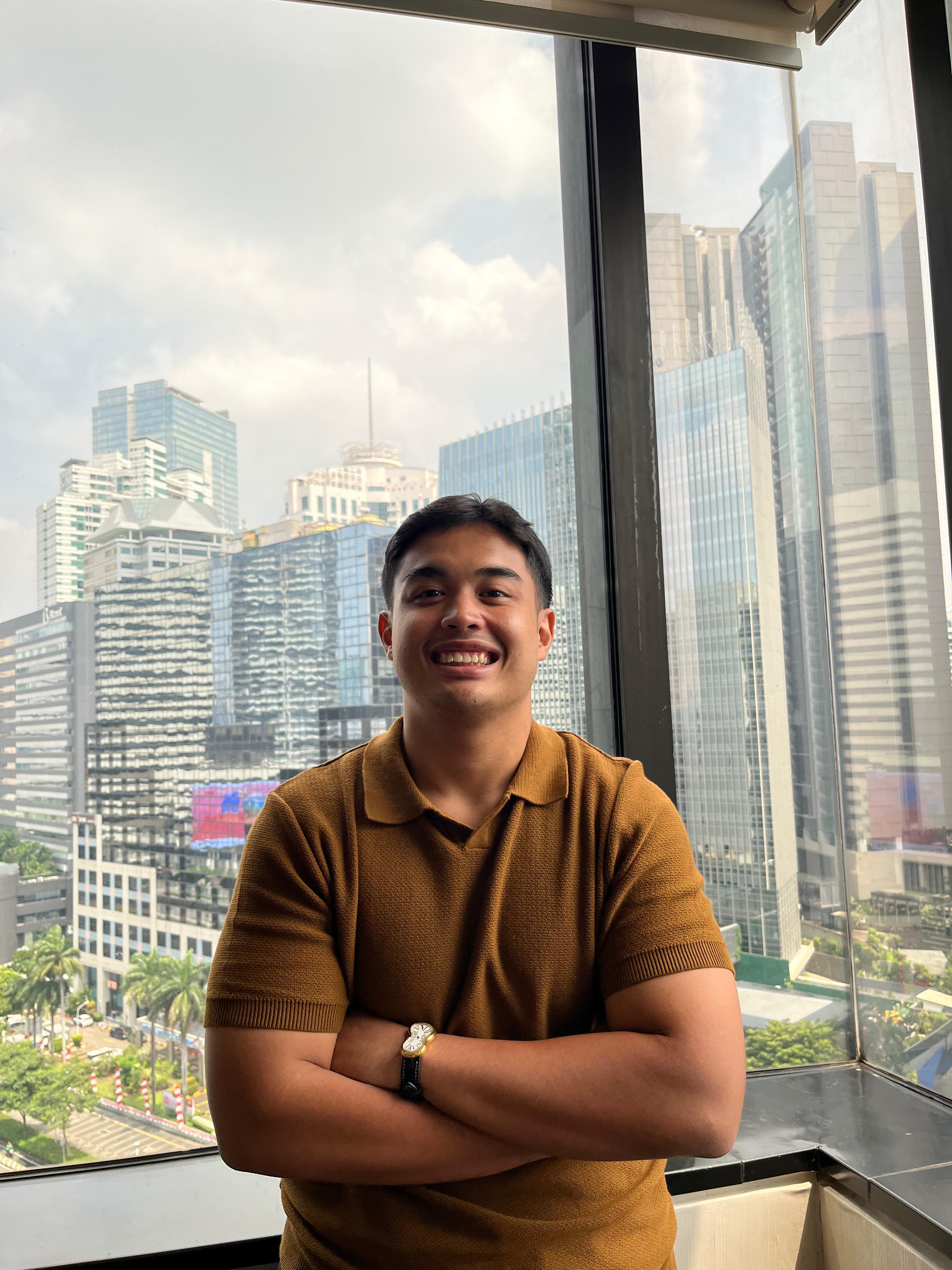 Berkat Relasi, Rafif Adhikara Miliki 70+ Cabang Bisnis Digital
